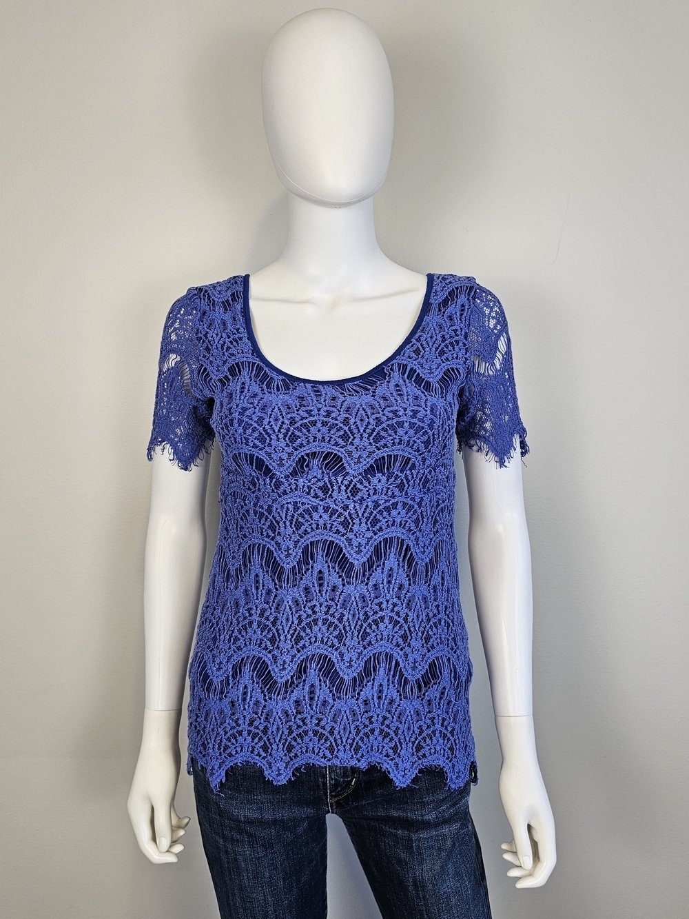 FARM Rio Blue Crochet Style Lace Scoop Neck Top Sz S